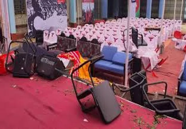 বিজয় দিবসের অনুষ্ঠানে দুর্বৃত্তদের হামলা-ভাঙচুর