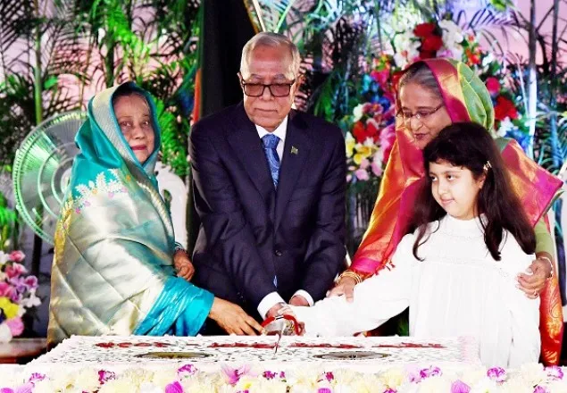 বিজয় দিবস উপলক্ষে বঙ্গভবনে রাষ্ট্রপতির সংবর্ধনা