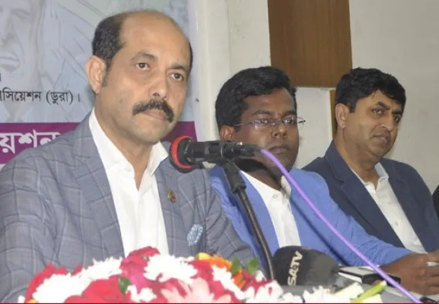 ভালোবাসার দিন শেষ, রাস্তায় ব্যবসা করলেই জরিমানা: মেয়র আতিকুল
