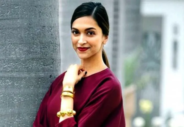 বিশ্বে শীর্ষ আয়ের অভিনেত্রীদের তালিকায় দীপিকা