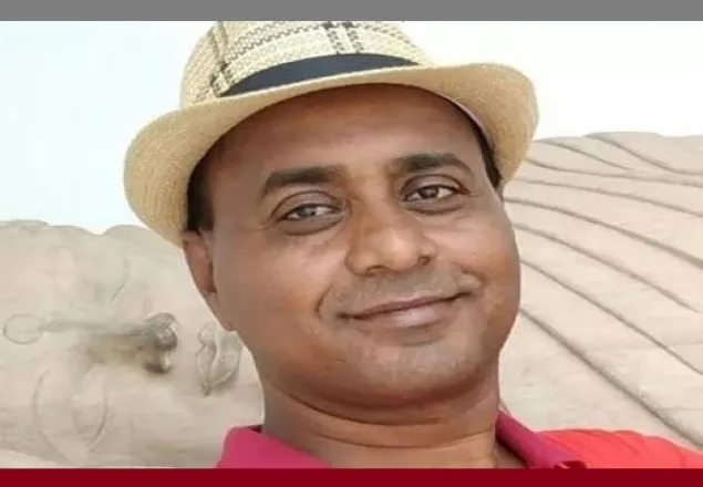  তথ্য পাচারের অভিযোগে পুলিশ সদস্য গ্রেপ্তার