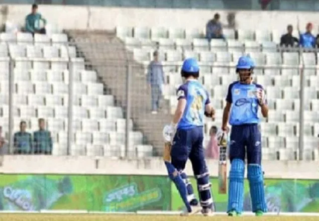  কুমিল্লার বিপক্ষে টস জিতে ব্যাটিংয়ে রংপুর