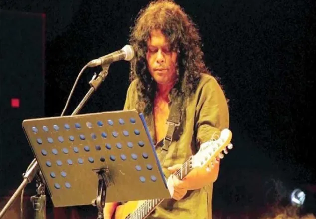 অশান্ত ভারত শুনবে জেমসের গান