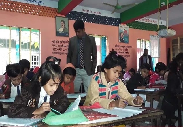 মাগুরায় মেধা যাচাই বৃত্তি পরীক্ষা