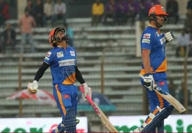 সিলেটের পাহাড় টপকাতে পারল না খুলনা