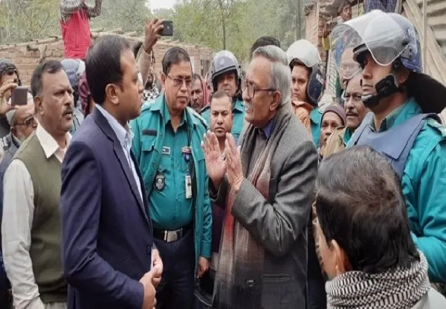রাজশাহীতে উচ্ছেদে অীভযানে এমপির বাধা