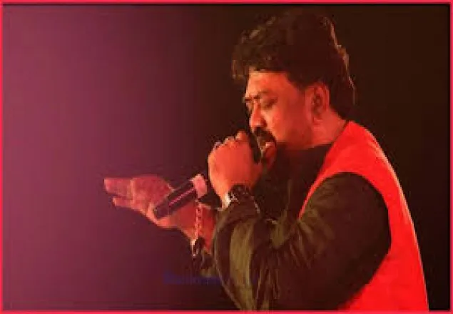 এন্ড্রু কিশোর গাইলেন বড় দিনের গান