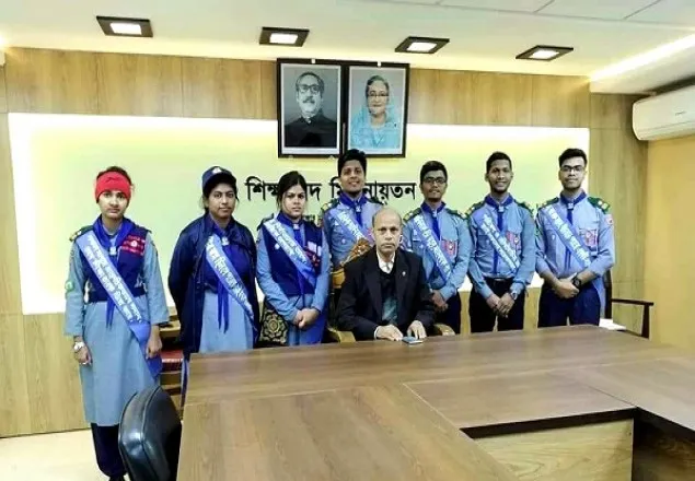 পায়ে হেঁটে ১৫০ কি.মি পাড়ি দিলে জবির ৭ রোভার