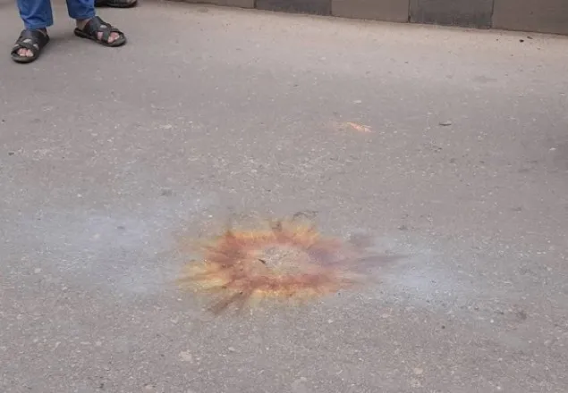 হঠাৎ ককটেল বিস্ফোরণ বিএনপির কার্যালয়ের সামনে