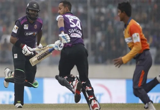ইমরুলের ব্যাটেই ঢাকার হার  