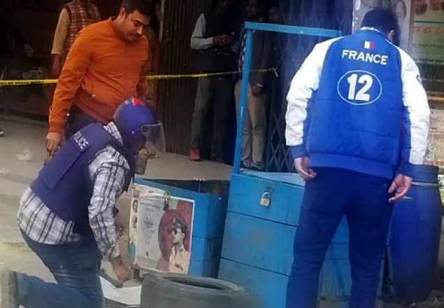 বিএনপির কার্যালয়ের সামনে ককটেল বিস্ফোরণ