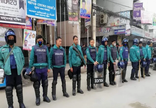 রাস্তা বন্ধ করে রাজনৈতিক সমাবেশ চলবে না: ডিএমপি