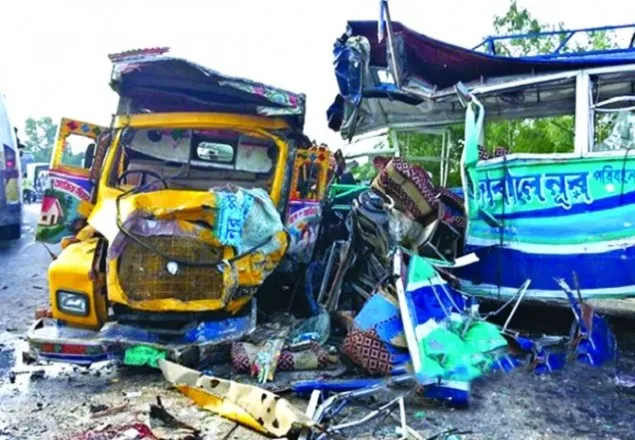 ২০১৯ সালে সড়কে ঝরেছে ৪৬২৮ প্রাণ, আহত ৮৬১২