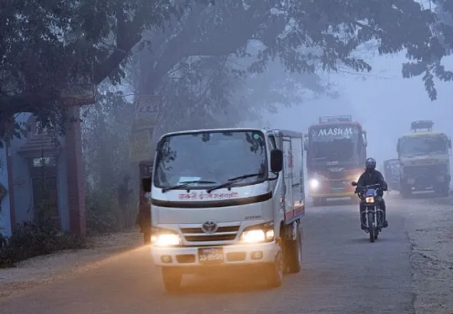আজ গুঁড়ি গুঁড়ি বৃষ্টির সম্ভাবনা 