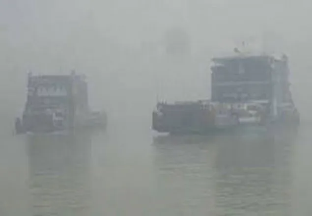 কাঁঠালবাড়ী-শিমুলিয়ায় নৌ চলাচল বন্ধ