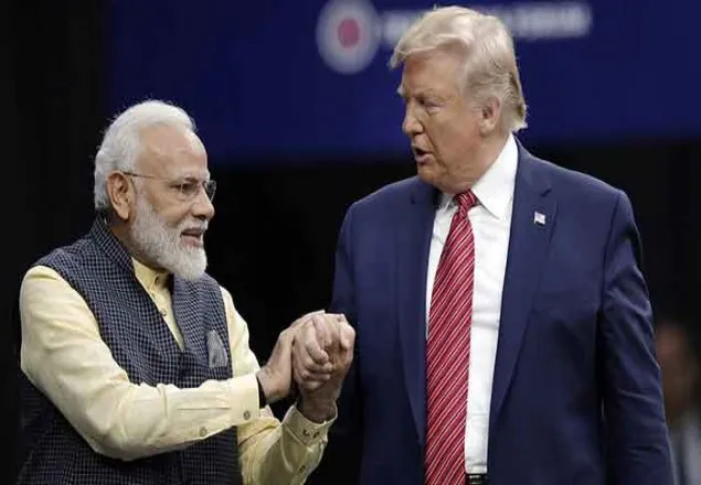 ট্রাম্পকে ফোন করে পাশে থাকার আশ্বাস মোদির