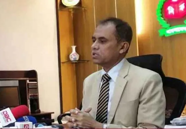 গোপন কক্ষ ছাড়া লাইভ সম্প্রচার করতে পারবে সাংবাদিকরা: ইসি সচিব