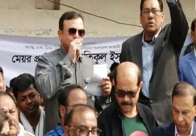 আতিকুলের নির্বাচনী প্রচারণায় নায়ক রিয়াজ