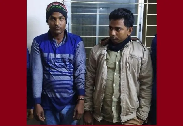 কালিয়ায় অস্ত্র-গুলিসহ ২ যুবক আটক