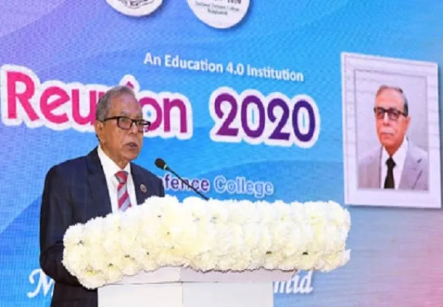 জাতিগঠনমূলক কর্মকাণ্ডে প্রশংসনীয় ভূমিকা রাখছে সশস্ত্র বাহিনী: রাষ্ট্রপতি