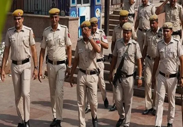 যে কাউকে গ্রেফতারের ক্ষমতা পেল দিল্লি পুলিশ