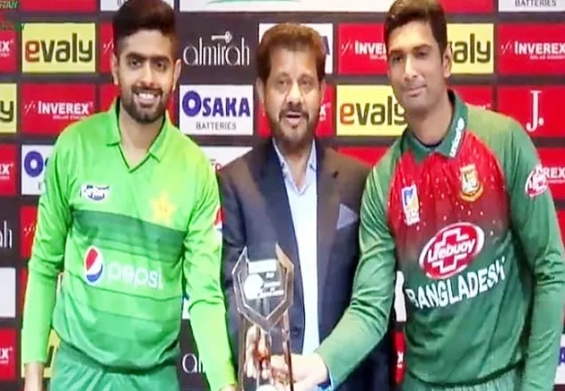 বাংলাদেশ-পাকিস্তান সিরিজের ট্রফি উন্মোচন