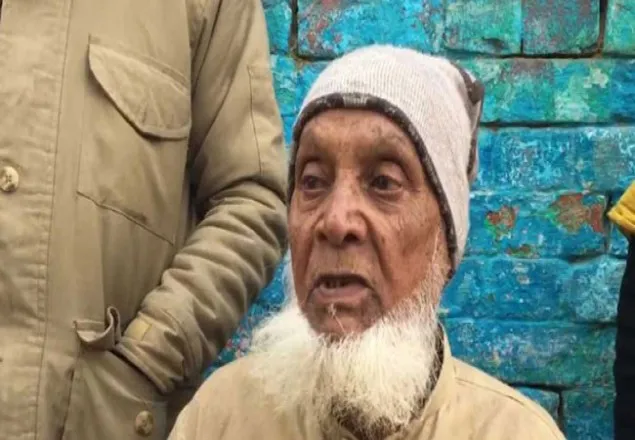 ২৫ হাজার বেওয়ারিশ লাশ দাফন করে পদ্মশ্রী পাচ্ছেন শরিফ চাচা