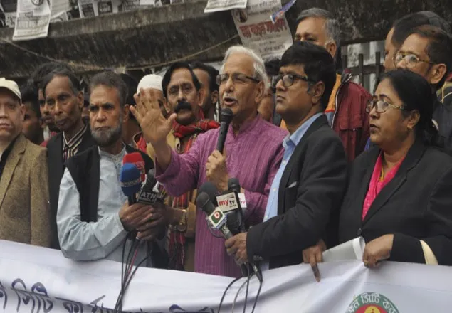 ইসি পোস্ট অফিসে পরিণত হয়েছে: সুজন সম্পাদক