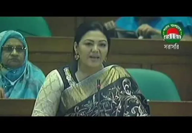 প্রধানমন্ত্রীকে নিয়ে সংসদে গান ধরলেন মমতাজ