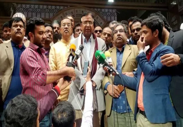 ‘সরকার ও বিরোধী দলের জন্য আলাদা আইন কিনা ইসিকে বলতে হবে’