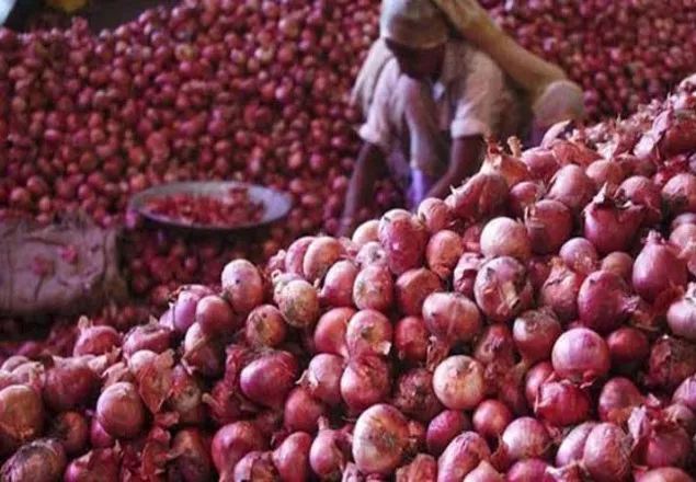 পেঁয়াজের দাম কেজিতে বাড়ল ৪০ টাকা