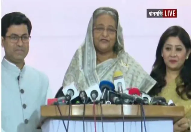 তাপসকে ভোট দিলেন প্রধানমন্ত্রী
