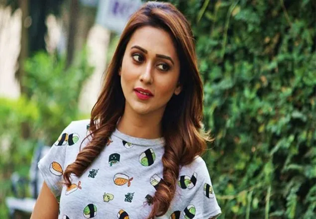 প্রিয়জন খুঁজছেন মিমি চক্রবর্তী