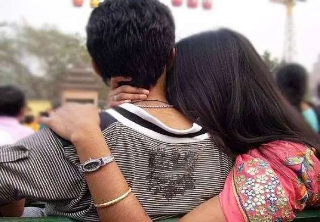 ভারতে পরকীয়ায় জড়িত ৮ লাখ মানুষ!
