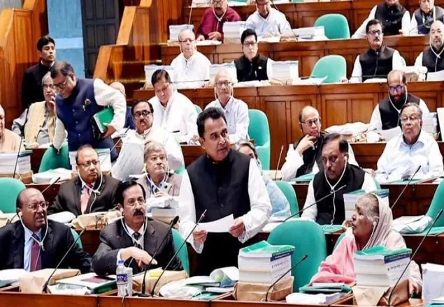 ব্যাংক থেকে ২ লাখ কোটি টাকা ঋণ নিয়েছে সরকার: অর্থমন্ত্রী