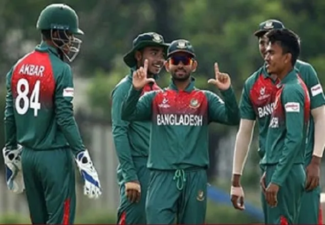 বিশ্বকাপের শিরোপা জিততে ফিল্ডিংয়ে বাংলাদেশ