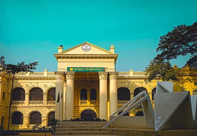 জবির তিন বিভাগে সেশনজট, চরম ভোগান্তিতে শিক্ষার্থীরা