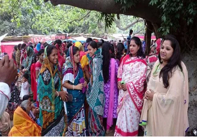 গাবতলীতে বউ মেলা, জামাইসহ পুরুষদের ঢুকতে মানা
