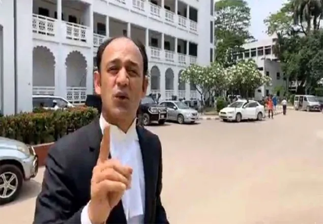 পদত্যাগ করায় ড্রাইভার চলে গেছে: ব্যারিস্টার সুমন