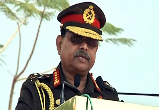 রেজিমেন্টাল কালার প্রাপ্তি বিরল সম্মান : সেনাপ্রধান