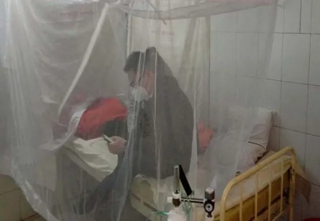 হাসপাতাল থেকে ছাড়া পেলেন চীনা নারী