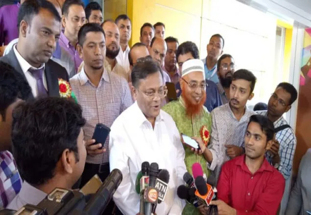 খালেদা জিয়া উর্দুতে পাস বাংলায় ফেল : তথ্যমন্ত্রী