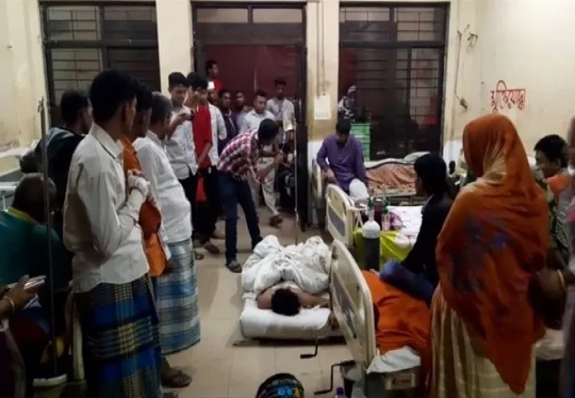 নোয়াখালীতে তরুণকে কুপিয়ে হত্যা