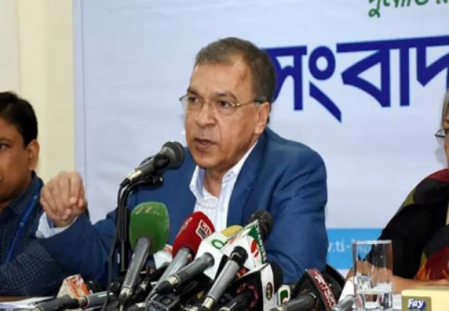 বিরোধীদের হয়রানি করে, ক্ষমতাসীনদের প্রতি নমনীয় দুদক : টিআইবি