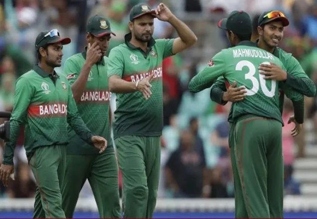 ওয়ানডে খেলতে সন্ধ্যায় ঢাকা ছাড়ছেন মাশরাফিরা