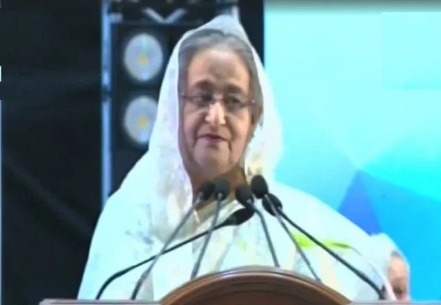 দুঃসময়ে সাহায্য করে বীমা: প্রধানমন্ত্রী