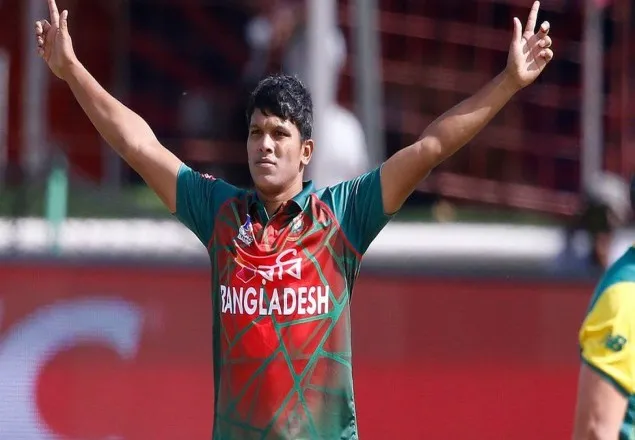 শুরুতেই আঘাত হানল বাংলাদেশ