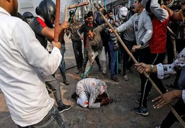 দিল্লি মুসলিম নির্যাতন : নর্দমায় পাওয়া গেল আরো ৩ লাশ, এখনো নিখোঁজ অনেকে