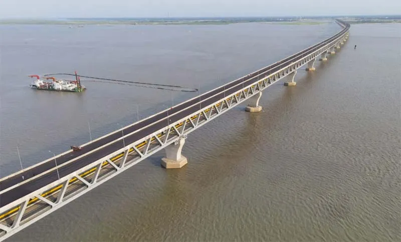 পদ্মা সেতু হেঁটে বা বাইসাইকেলে পার হওয়া যাবে না