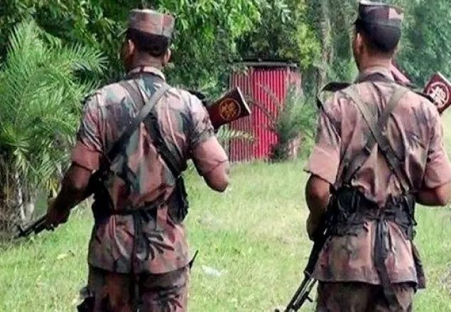 বিজিবি-গ্রামবাসীর সংঘর্ষে ৪ জন নিহত